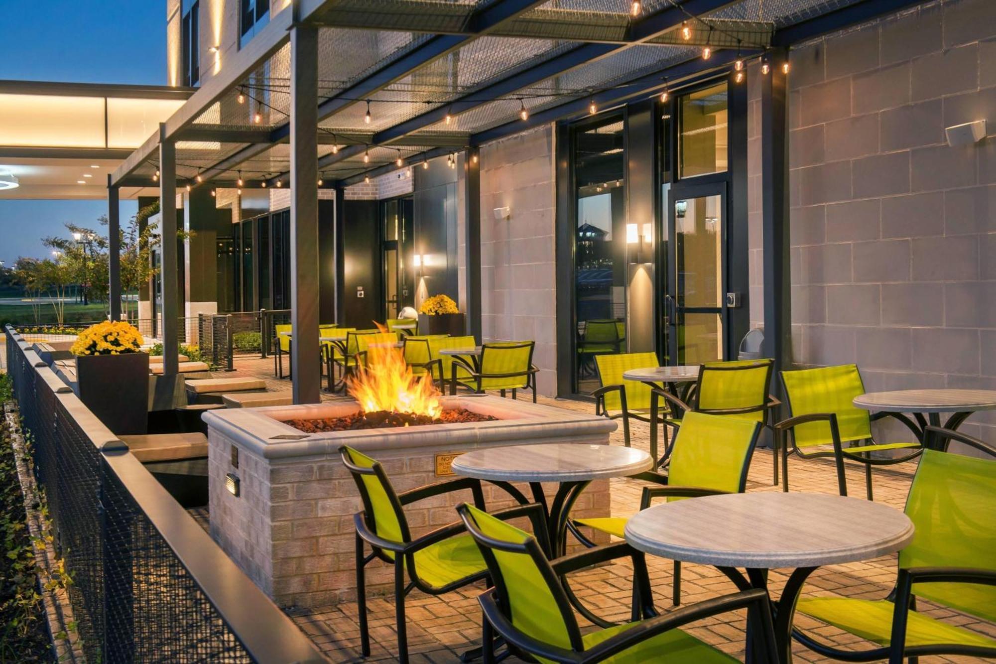 Springhill Suites By Marriott Gainesville Haymarket Buitenkant foto